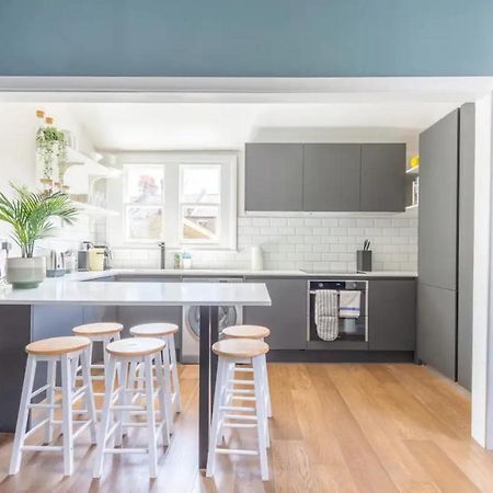 Luxuriously Designed 3 Bedroom Apartment In Clapham Λονδίνο Εξωτερικό φωτογραφία